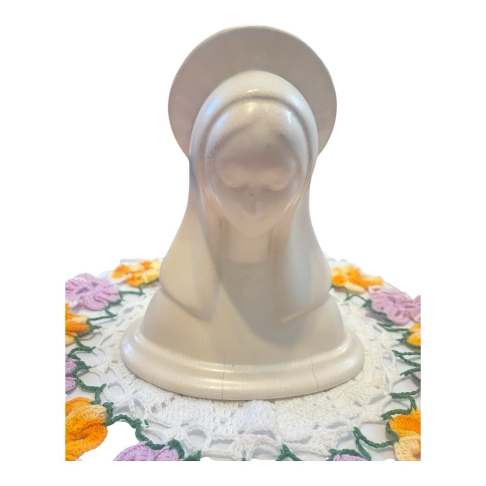 Monmouth Pottery Ivory Vintage Ceramic Madonna Figurine Decorative Plantar